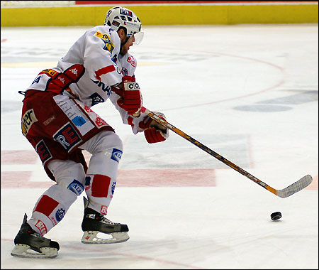 Obrázek “http://www.hc-slavia.cz/foto_sla/2006_60_CEB/DSC6165.jpg” nelze zobrazit, protože obsahuje chyby. Obrázek “http://www.hc-slavia.cz/foto_sla/2006_60_CEB/DSC6165.jpg” nelze zobrazit, protože obsahuje chyby.